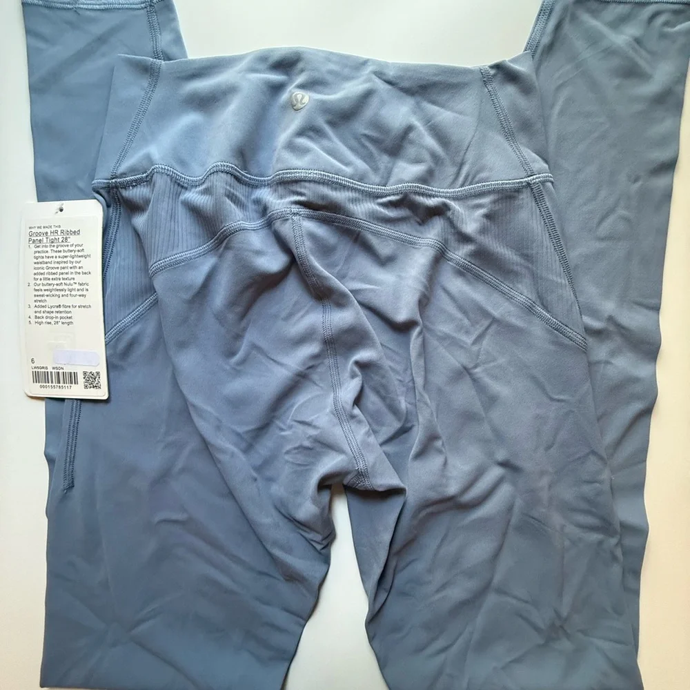 ❄️🩵NWT/ Lululemon Groove HR Ribbed Panel Tight 28” - Picture 5 of 5